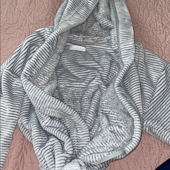 Bathrobe - Picture 2 of 3